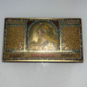 1920s Whitman Salmagundi Chocolates Box